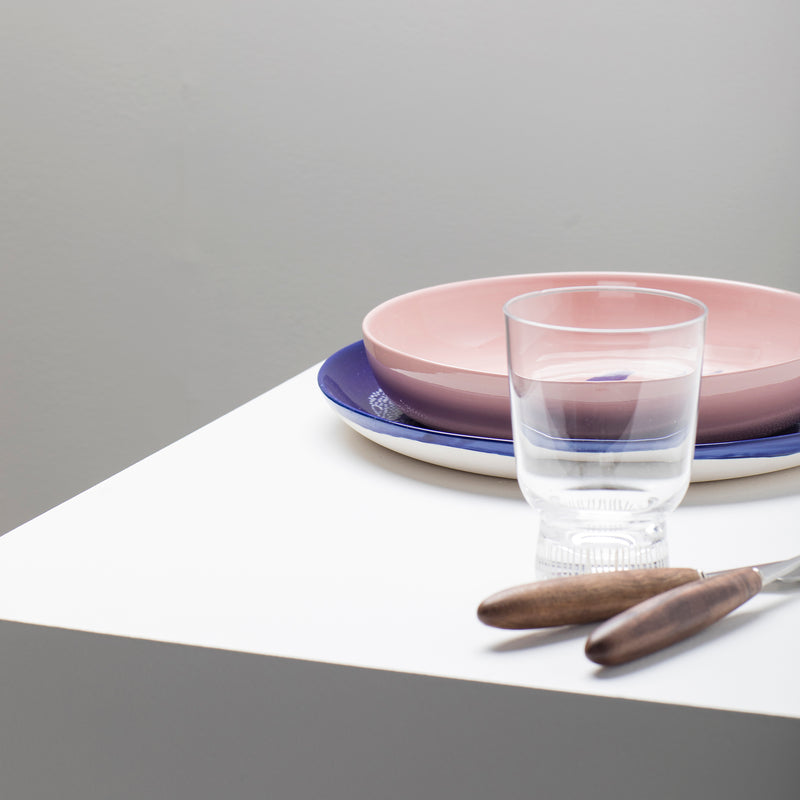 Serax | Ottolenghi Teller Feast 2-er Set Delicious Pink Pepper Blau | pink-blau, D 22,5 cm